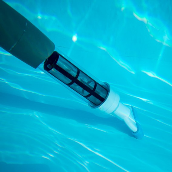 Limpiafondos de batería para piscinas y spas Gre Pole Vac ABS3